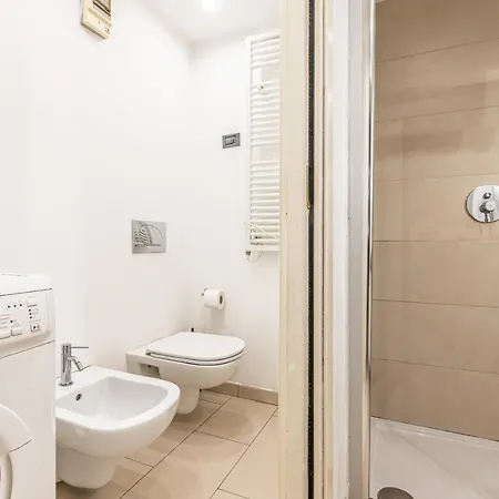 Cozy Brera Apartment Milan