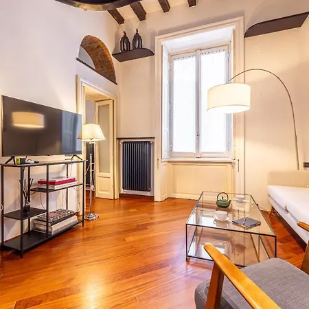 Cozy Brera Apartment